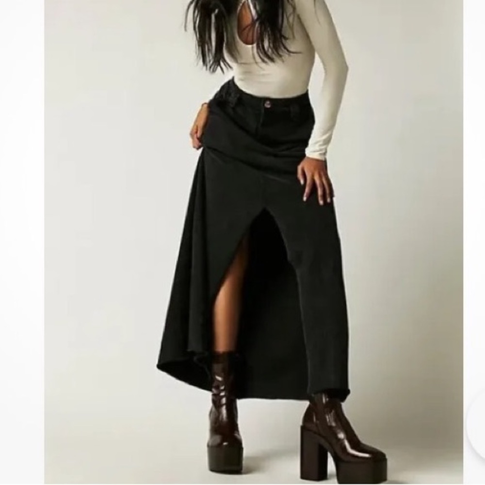 Free People One Kona Maxi skirt. Size X-Small. Color is Oatmeal see other pics